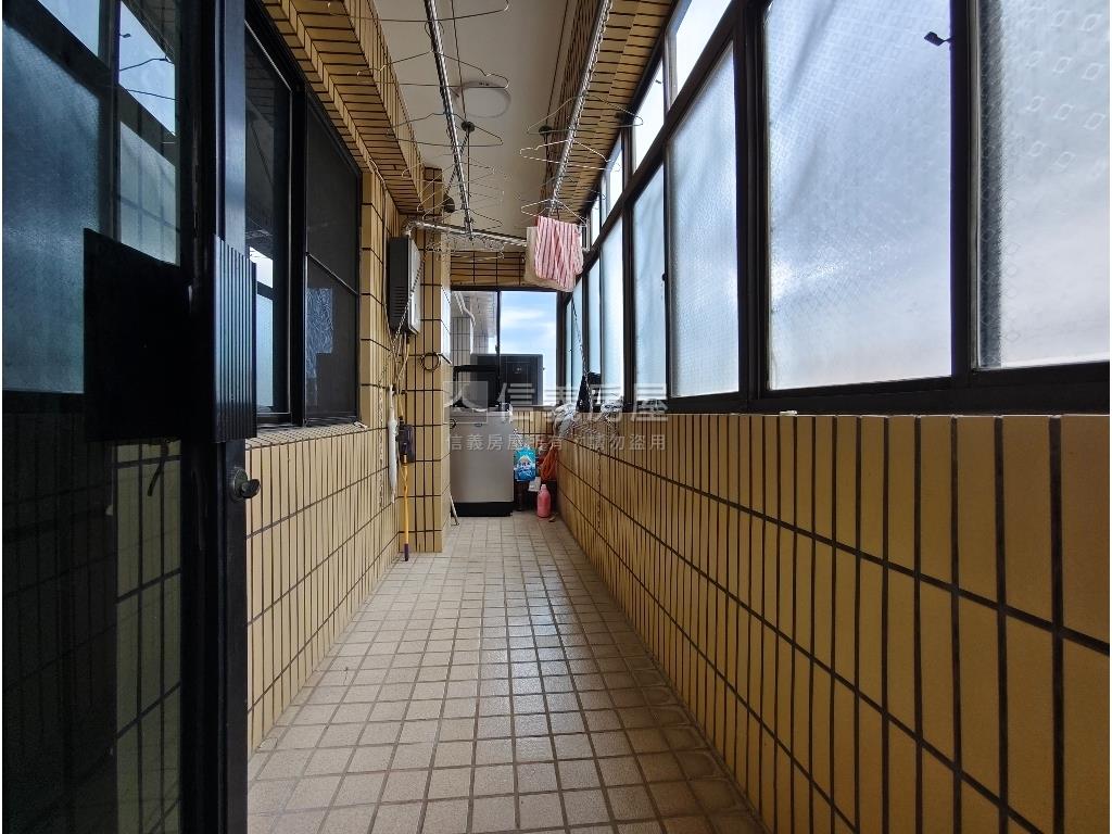 慶中街魔術大空間平車房屋室內格局與周邊環境