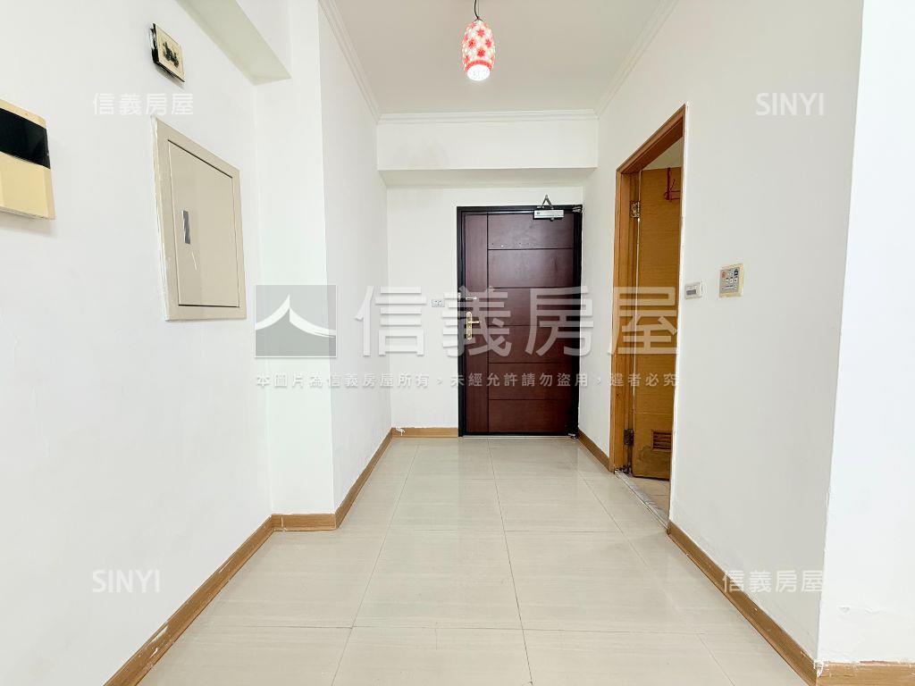 海華核心國際會館大套房房屋室內格局與周邊環境