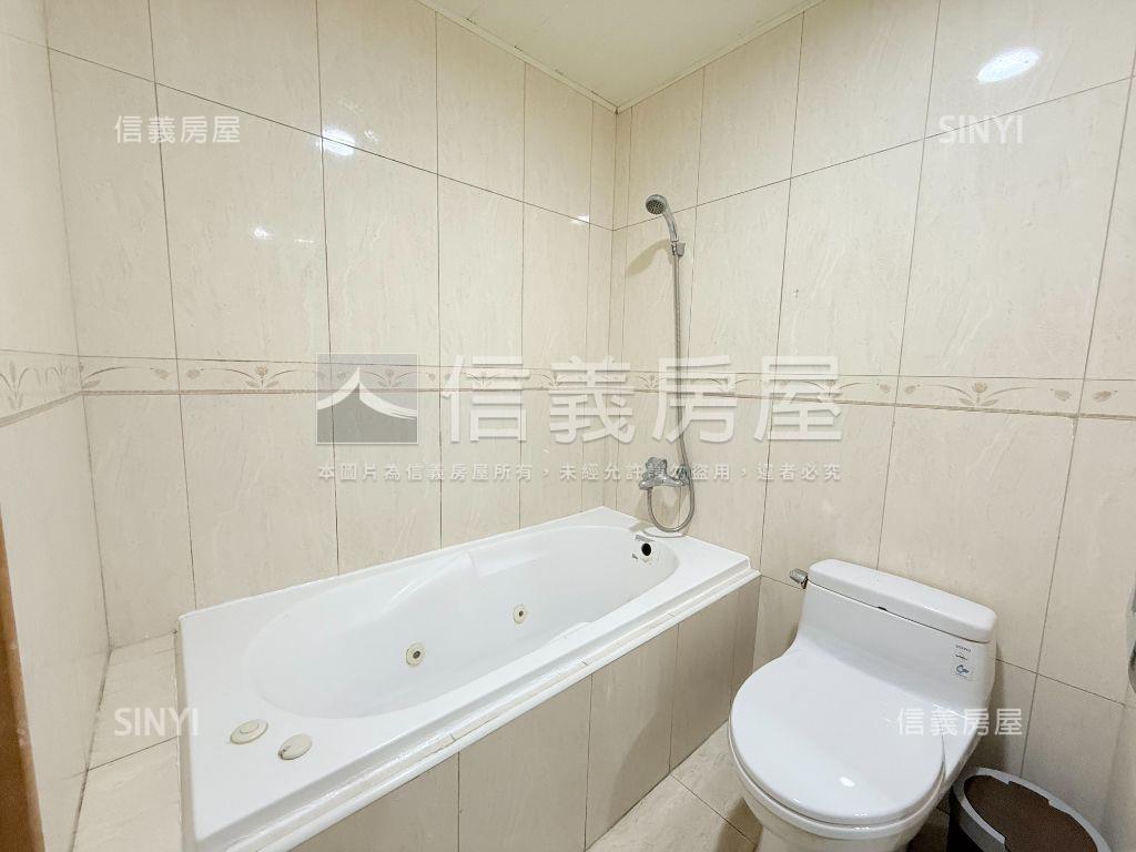 海華核心國際會館大套房房屋室內格局與周邊環境