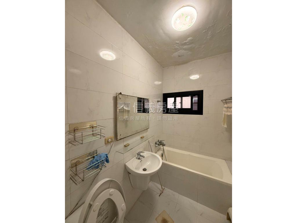 培英美公寓一層一戶房屋室內格局與周邊環境