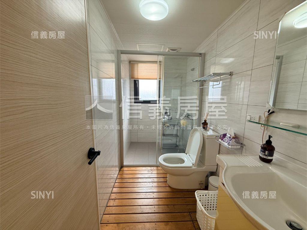 水瀧美裝潢電梯豪邸房屋室內格局與周邊環境