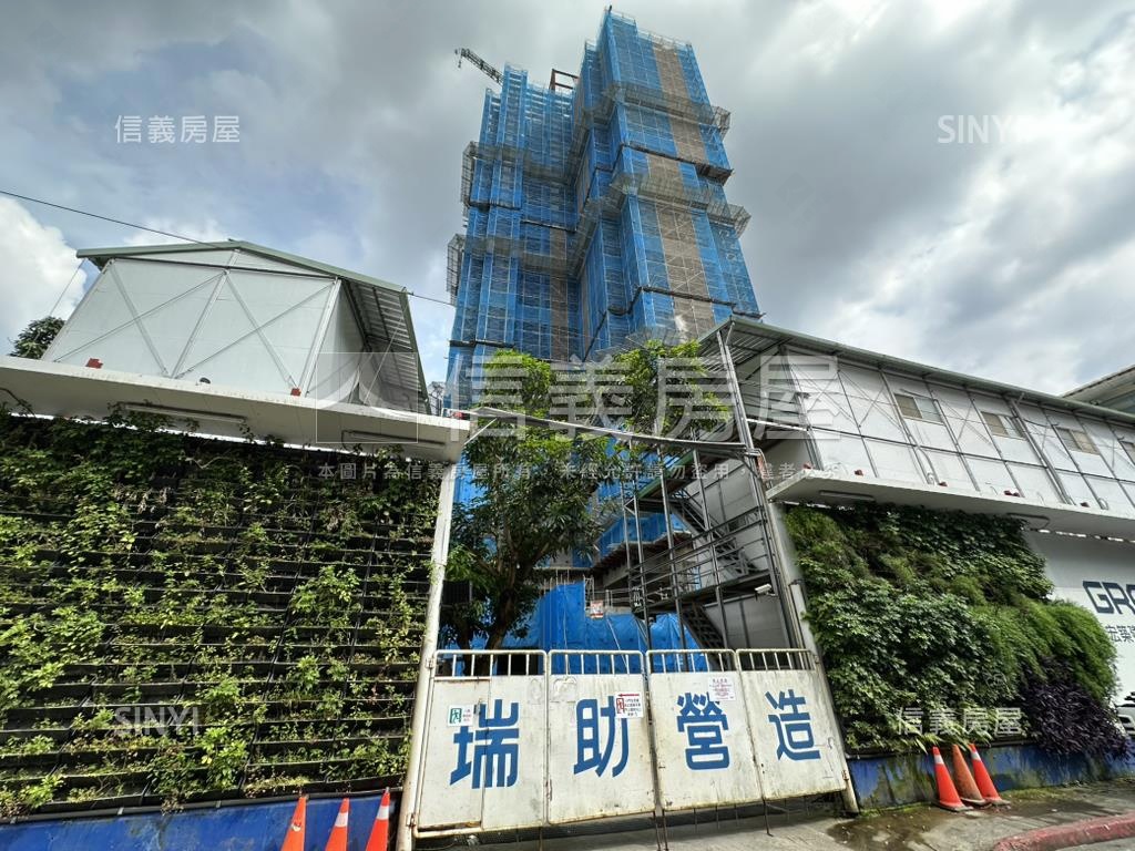 宏築信義Ａ１－１２Ｆ房屋室內格局與周邊環境