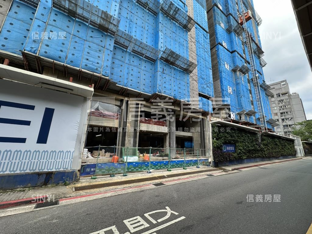 宏築信義Ａ１－１２Ｆ房屋室內格局與周邊環境
