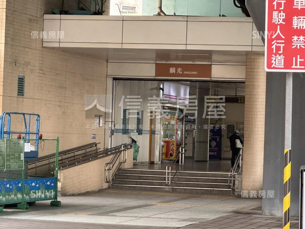 宏築信義Ａ１－１２Ｆ房屋室內格局與周邊環境
