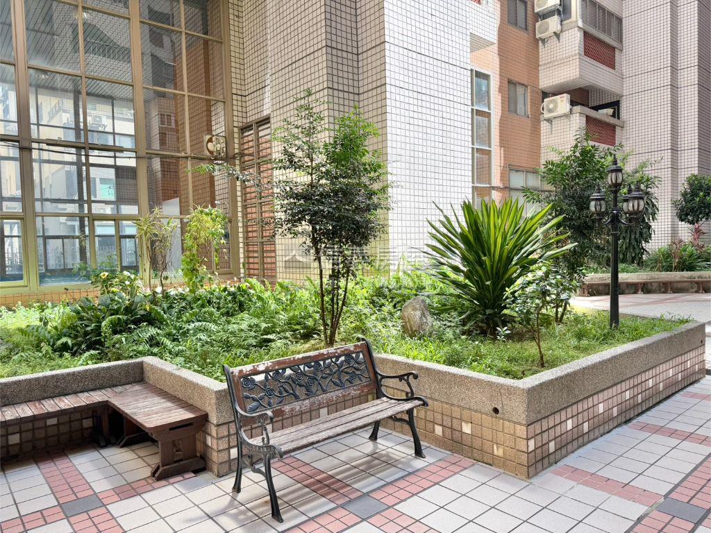 俊國豐田高樓三房有車位房屋室內格局與周邊環境