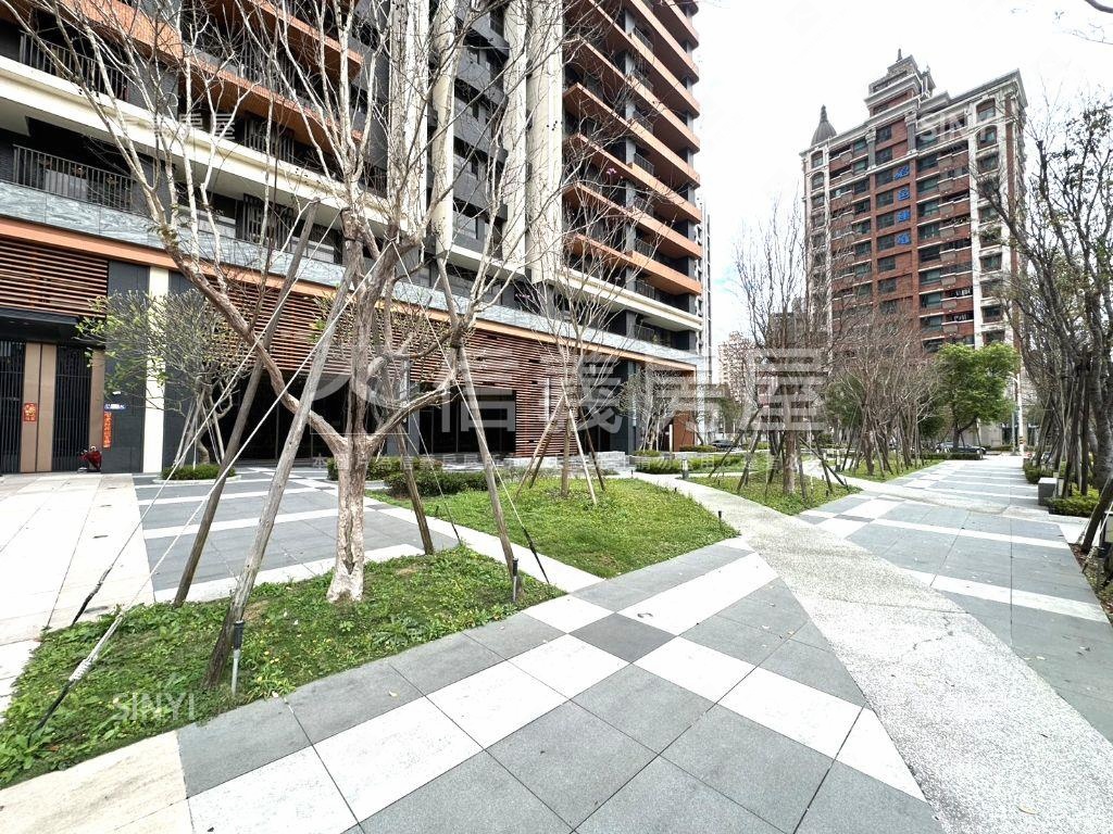 中路璟都米蘭精美三房車位房屋室內格局與周邊環境