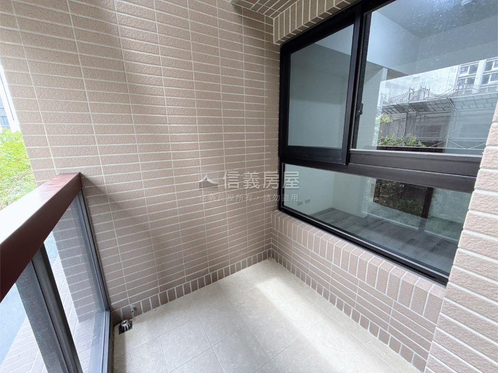 華太怡人三房雙車露臺戶房屋室內格局與周邊環境