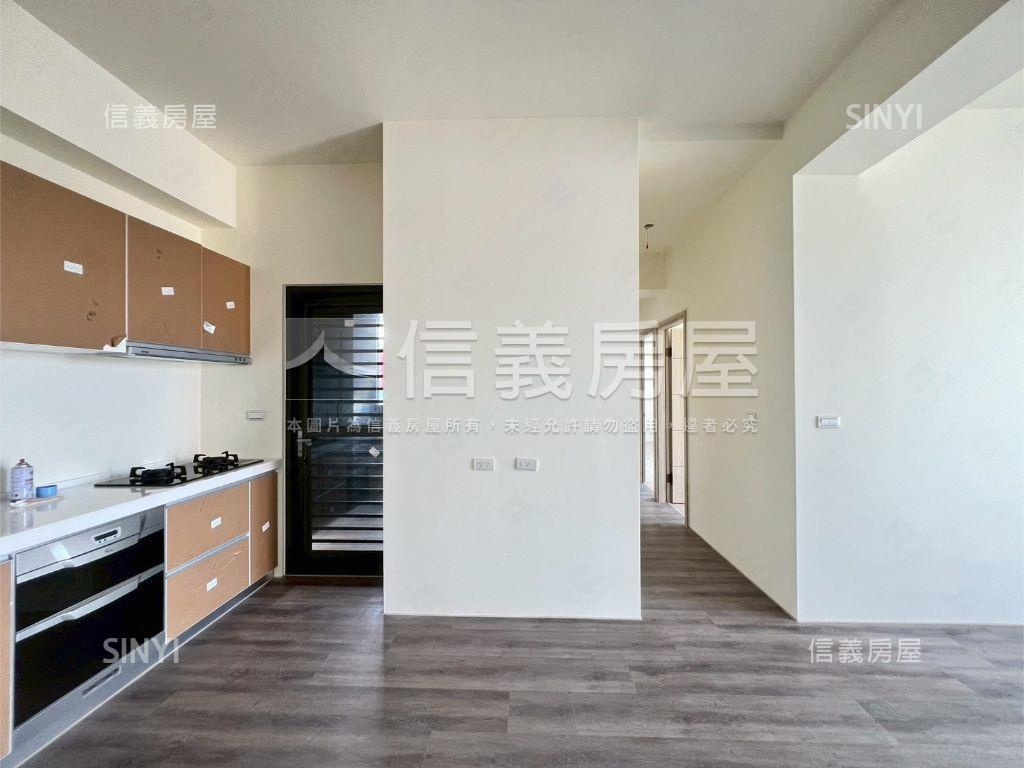 快樂家！近家樂福美三房Ｃ房屋室內格局與周邊環境