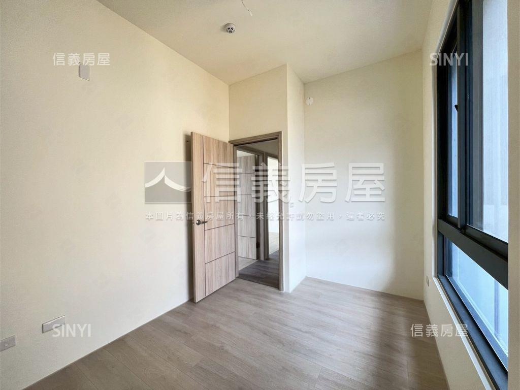 快樂家！近家樂福美三房Ｃ房屋室內格局與周邊環境