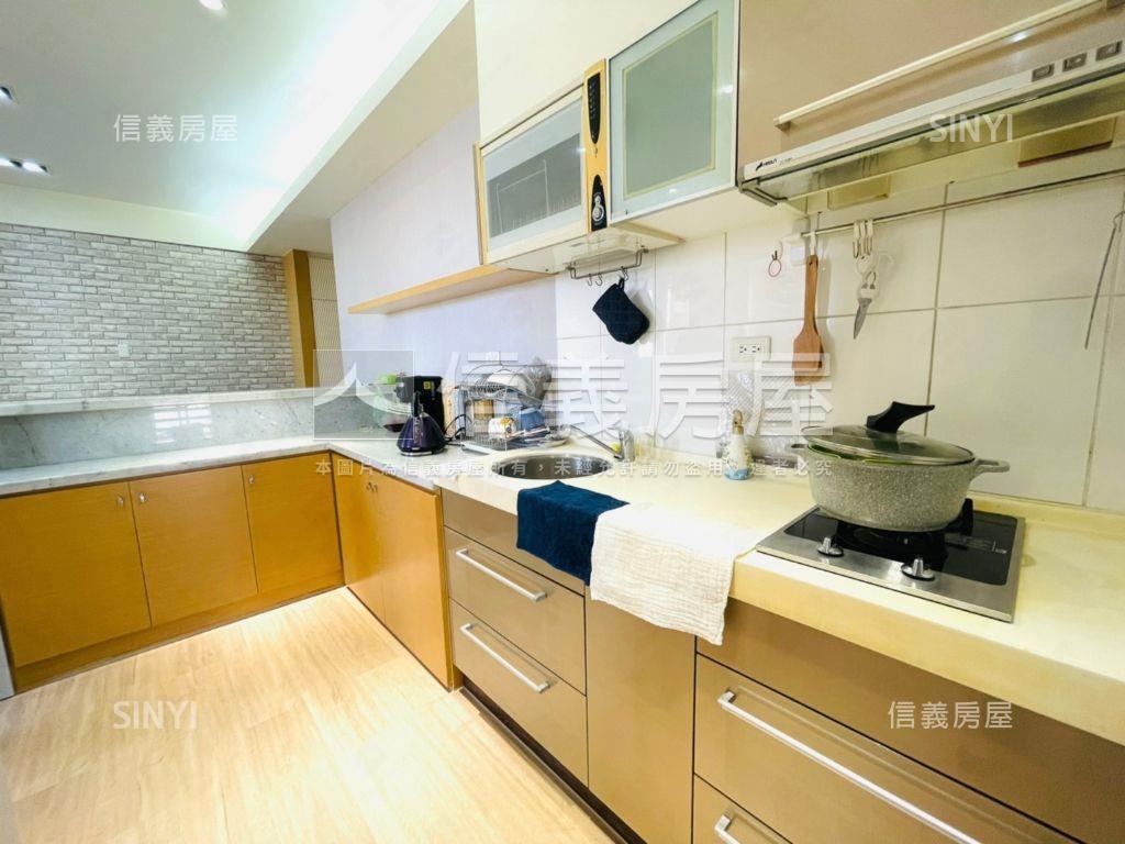 市政香榭稀有精美小三房房屋室內格局與周邊環境