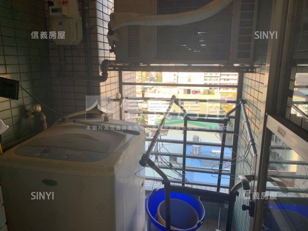 市政香榭稀有精美小三房房屋室內格局與周邊環境