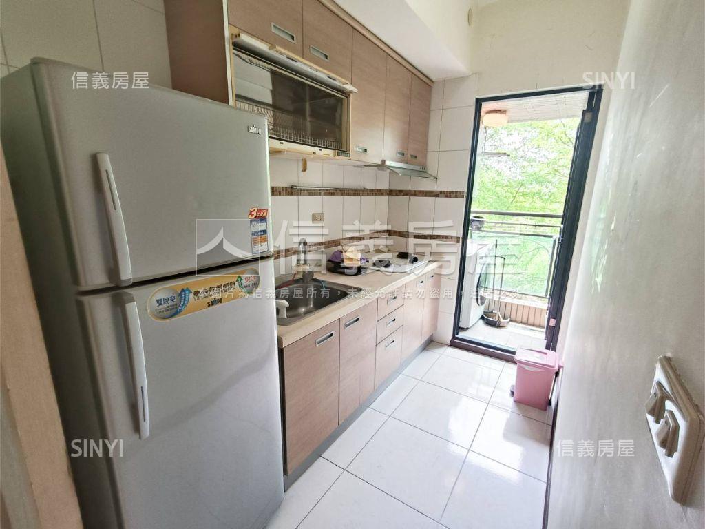 公園首排友友輕井澤美二房房屋室內格局與周邊環境