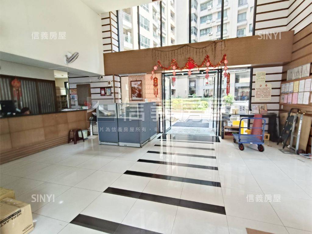 公園首排友友輕井澤美二房房屋室內格局與周邊環境