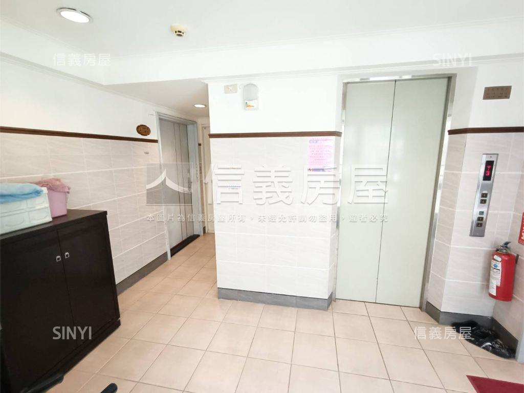 公園首排友友輕井澤美二房房屋室內格局與周邊環境