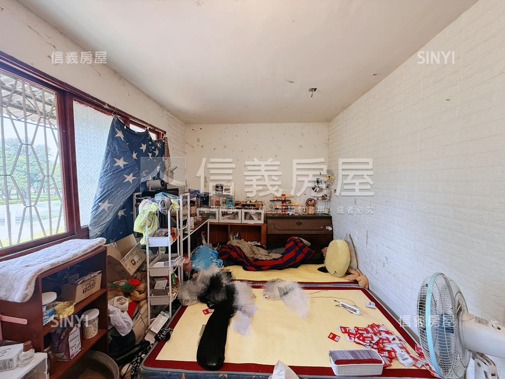 勤益近公園醫院大地坪透天房屋室內格局與周邊環境