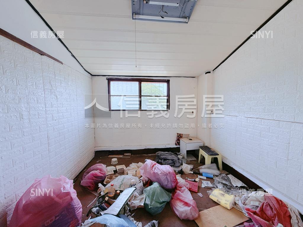 勤益近公園醫院大地坪透天房屋室內格局與周邊環境