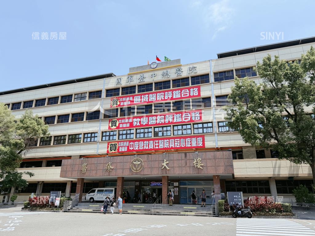 勤益近公園醫院大地坪透天房屋室內格局與周邊環境