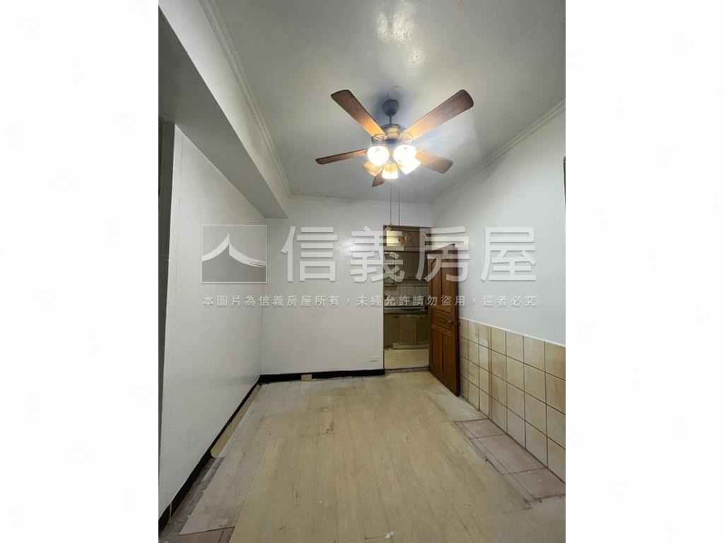 近新民高中店住房屋室內格局與周邊環境