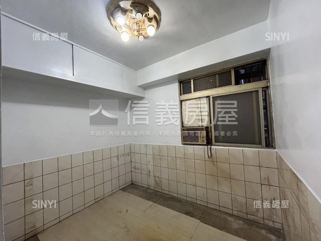 近新民高中店住房屋室內格局與周邊環境