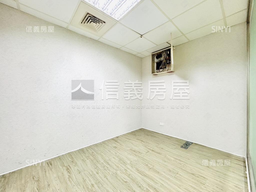 龍江面寬黃金一樓房屋室內格局與周邊環境