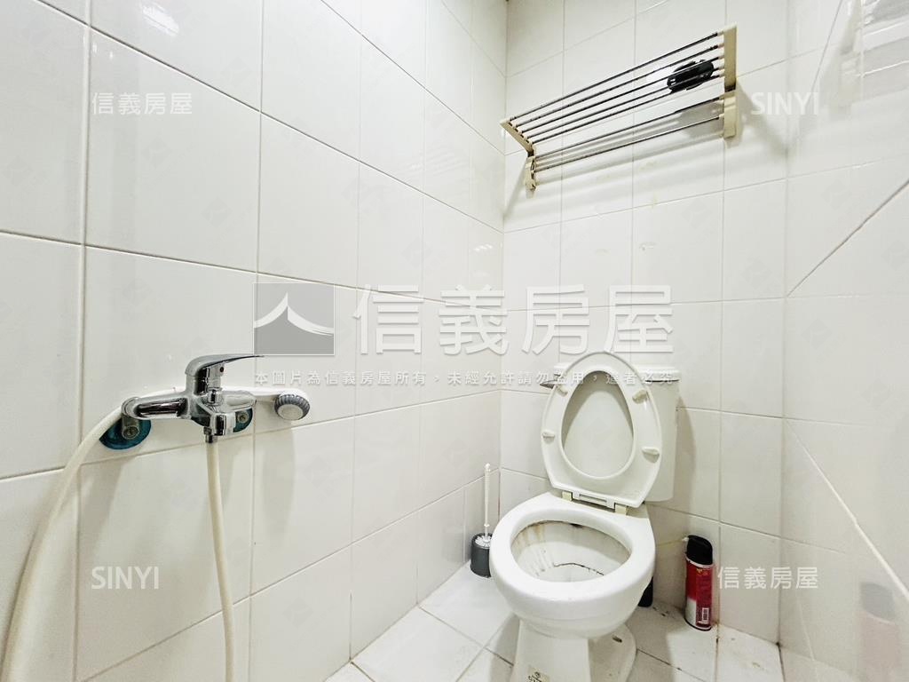 龍江面寬黃金一樓房屋室內格局與周邊環境