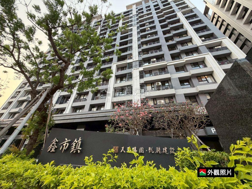 新市鎮小資２房車位房屋室內格局與周邊環境