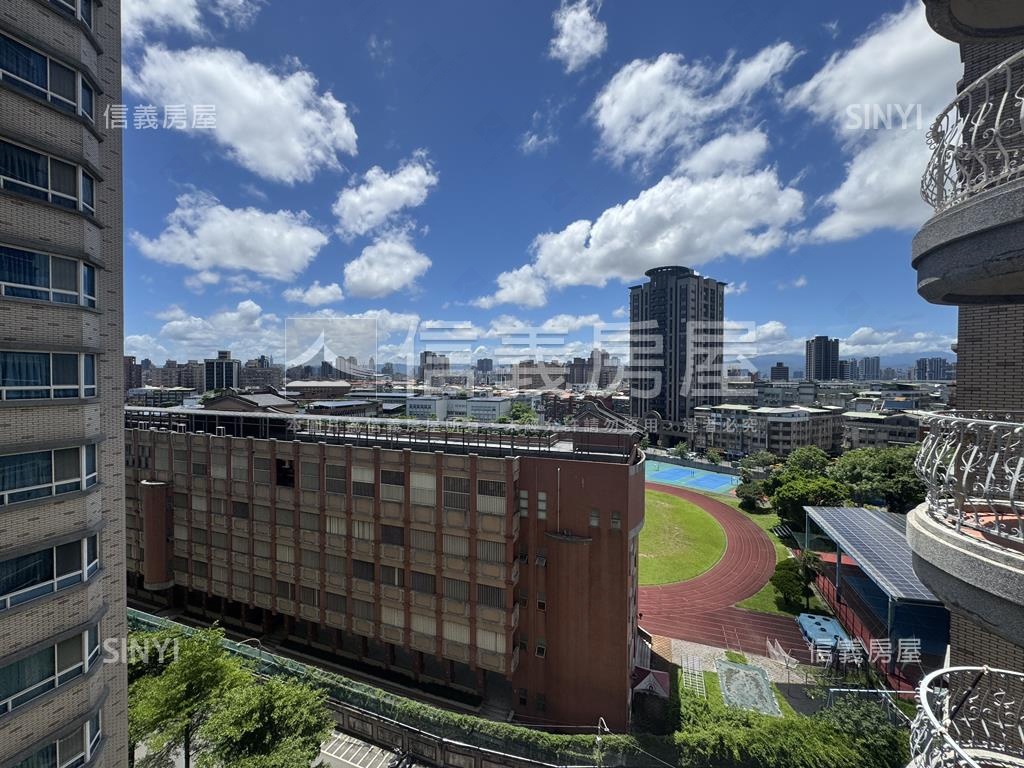 稀有西班牙水花園方正二房房屋室內格局與周邊環境