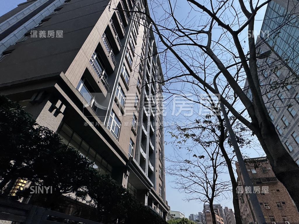 熠熠生輝晴曦橋安卓越台北房屋室內格局與周邊環境