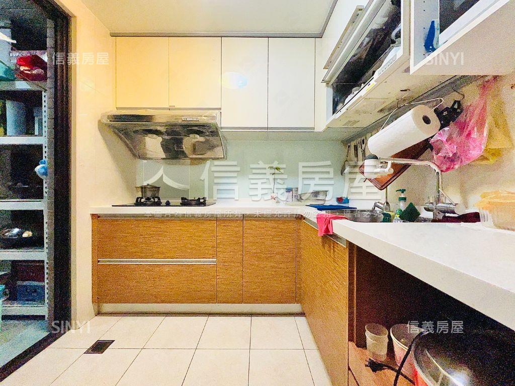 鳳翔邊間臻美峰景房屋室內格局與周邊環境