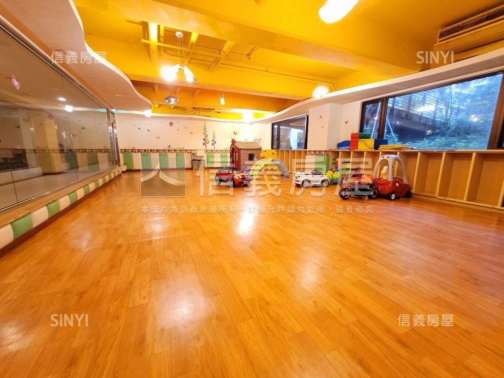 鳳翔邊間臻美峰景房屋室內格局與周邊環境