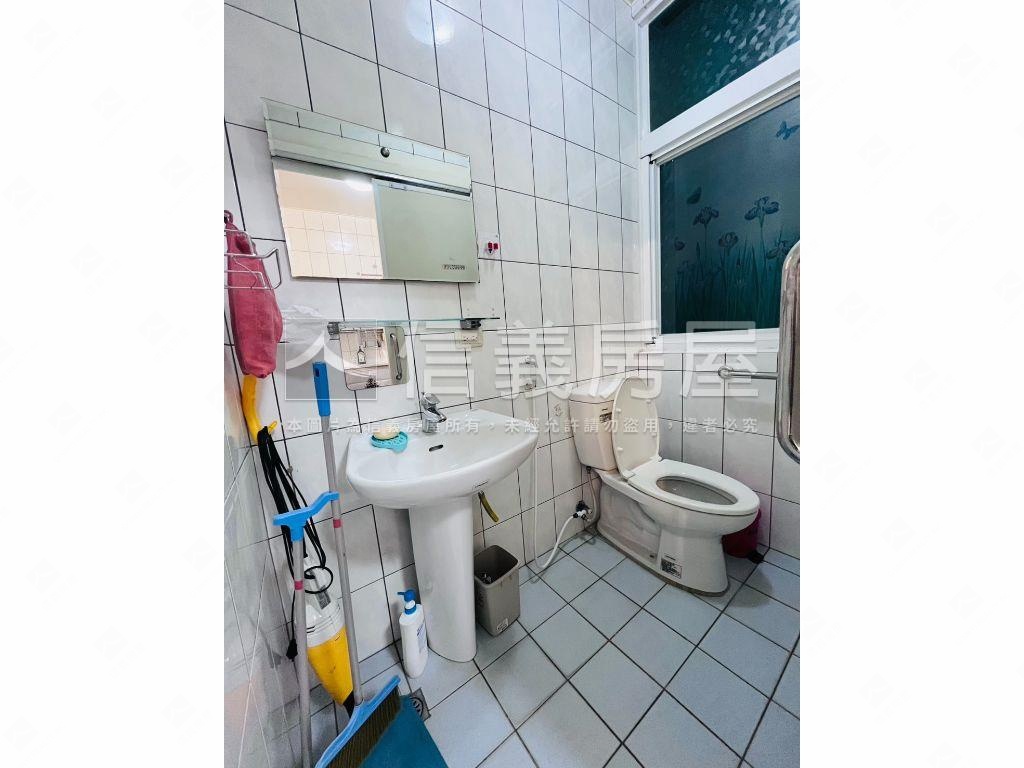 近楊梅交流道邊間４房透天房屋室內格局與周邊環境