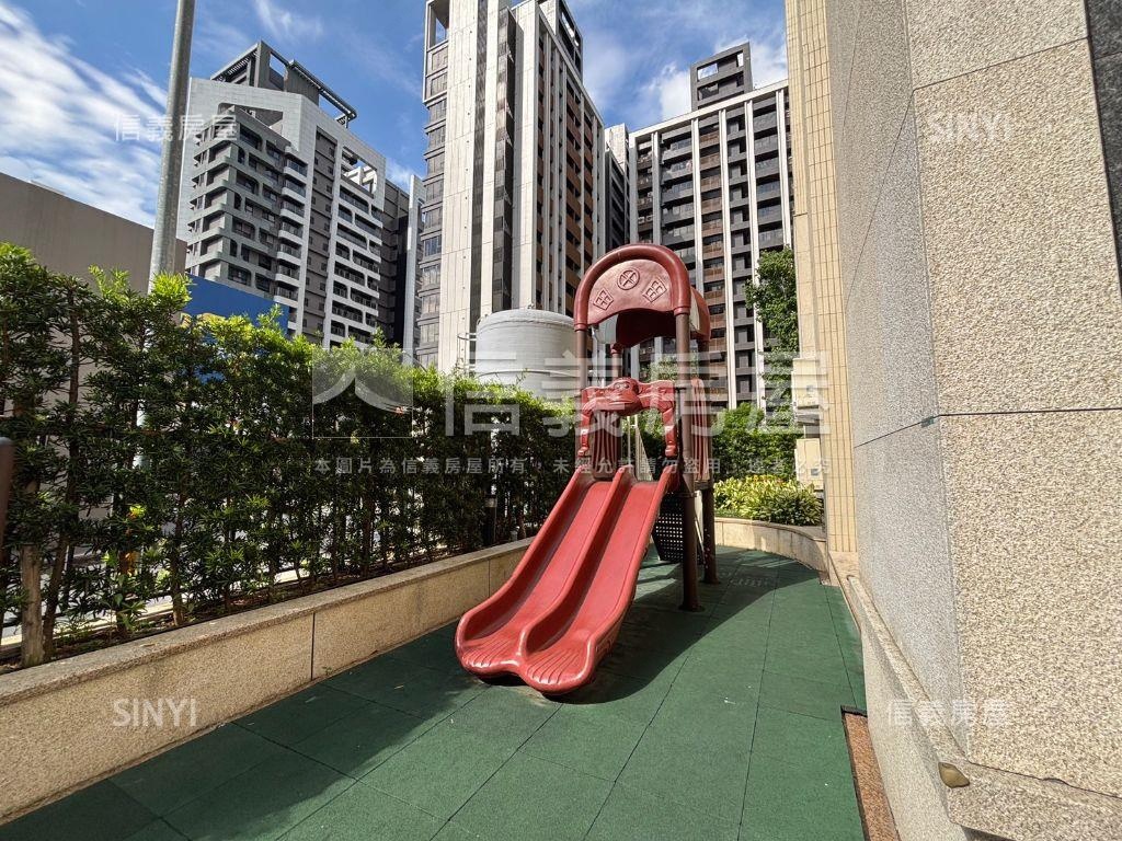 國王小資宅房屋室內格局與周邊環境