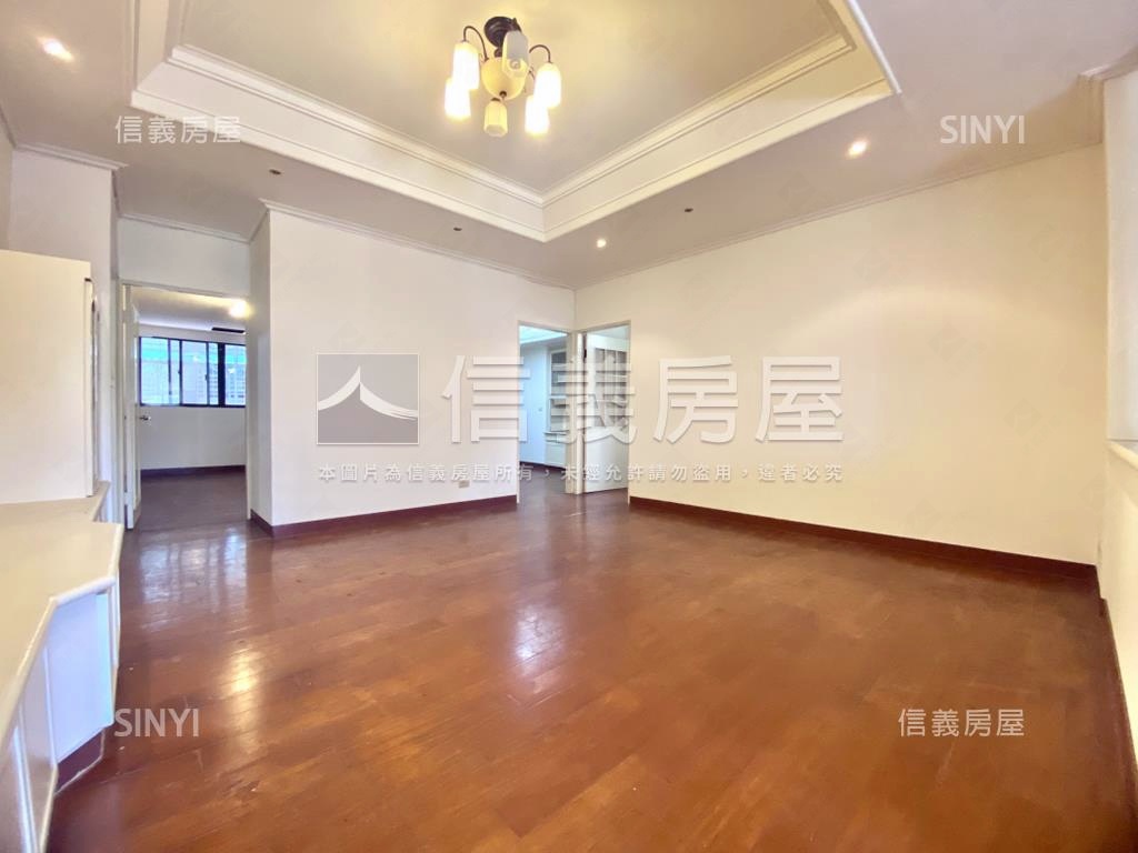 天母大空間邊間美寓房屋室內格局與周邊環境
