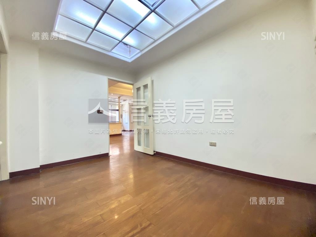 天母大空間邊間美寓房屋室內格局與周邊環境