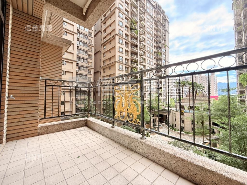 國際館品味４房房屋室內格局與周邊環境