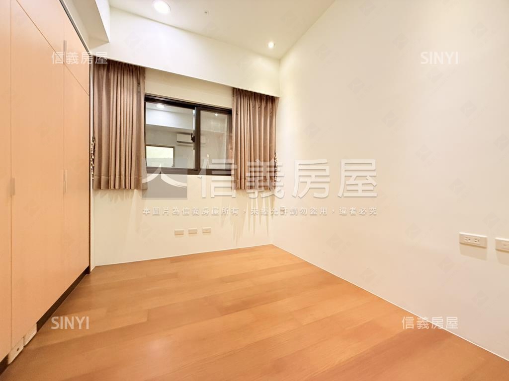 國際館品味４房房屋室內格局與周邊環境