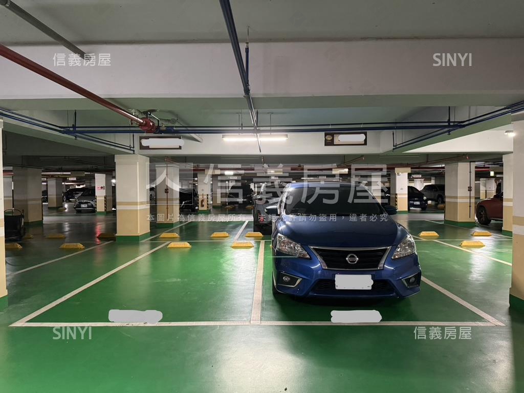 國際館品味４房房屋室內格局與周邊環境