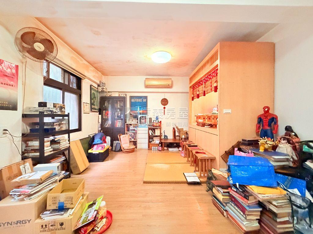 低總價美一樓房屋室內格局與周邊環境