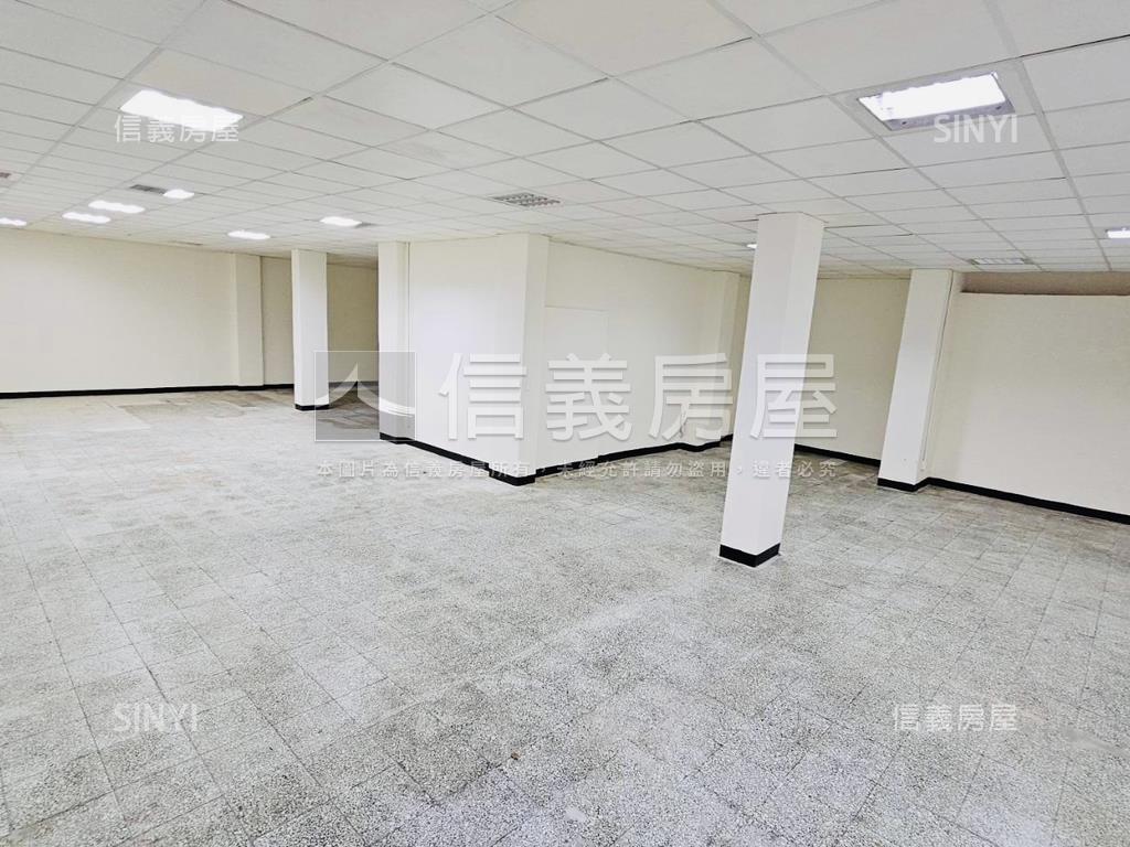 南京三民★捷運一樓房屋室內格局與周邊環境