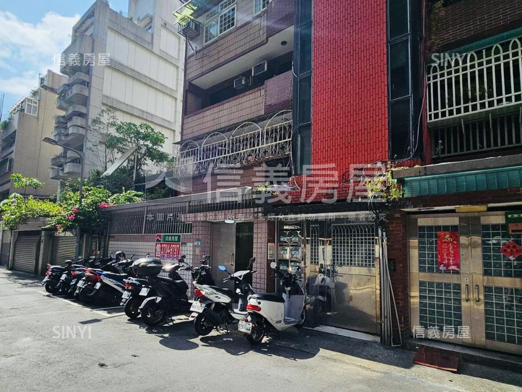 南京三民★捷運一樓房屋室內格局與周邊環境