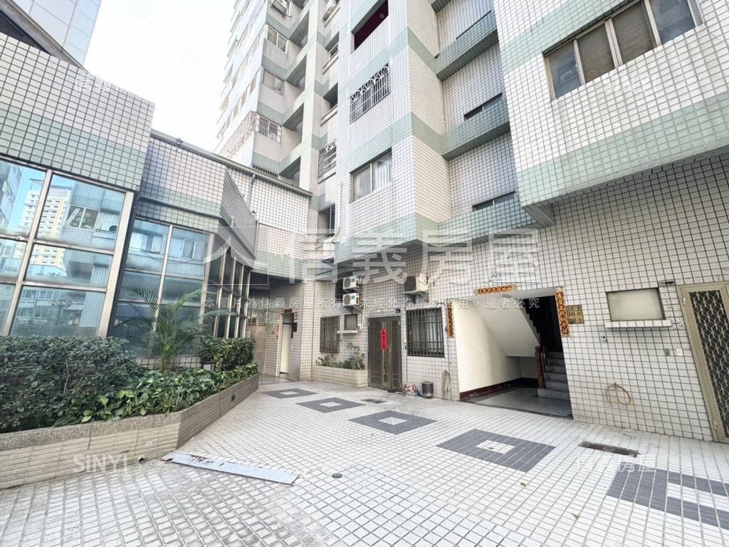 現代經典高樓四房大平車房屋室內格局與周邊環境