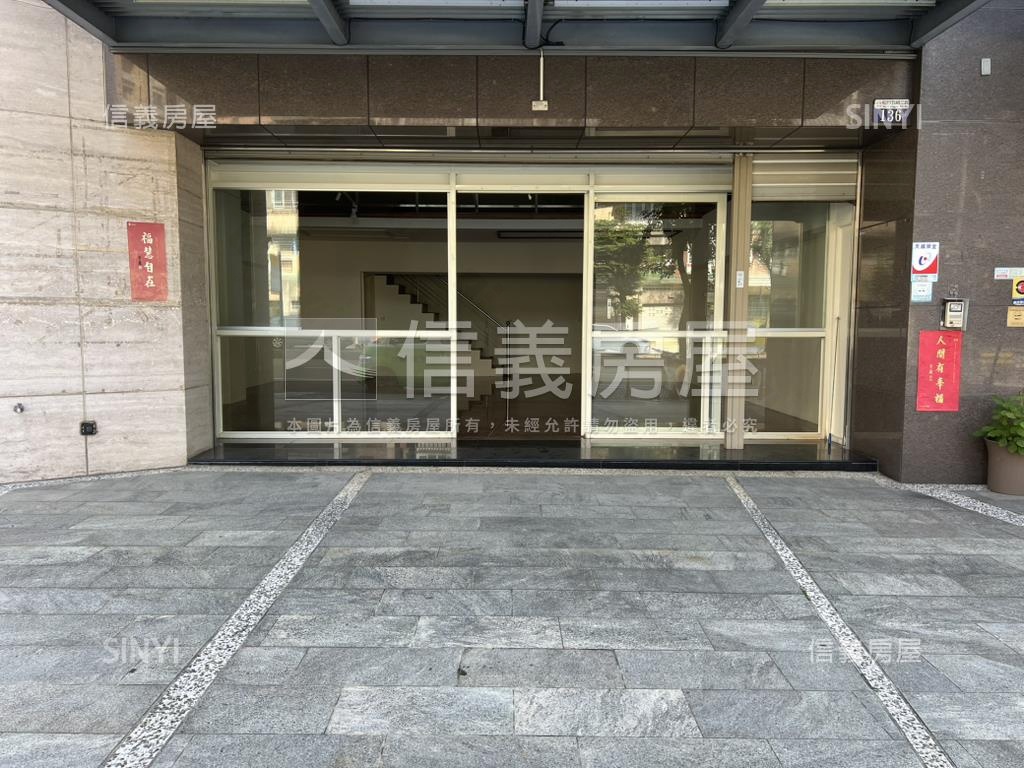 水蓮３鄰路店面。大器房屋室內格局與周邊環境