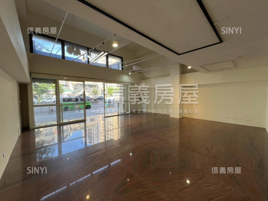 水蓮３鄰路店面。大器房屋室內格局與周邊環境