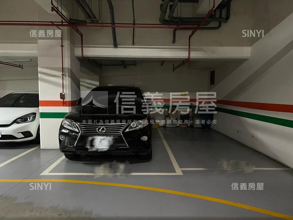 水蓮３鄰路店面。大器房屋室內格局與周邊環境