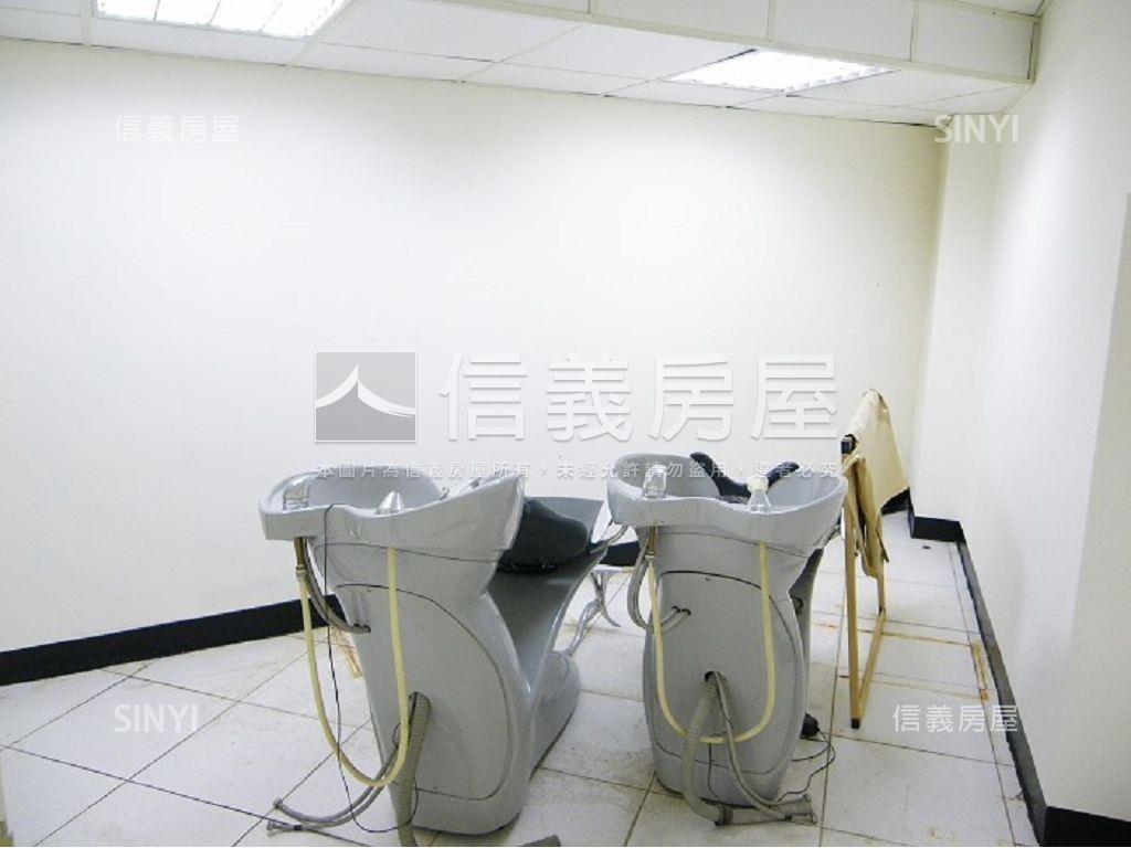 內湖７３７商辦Ｂ１房屋室內格局與周邊環境