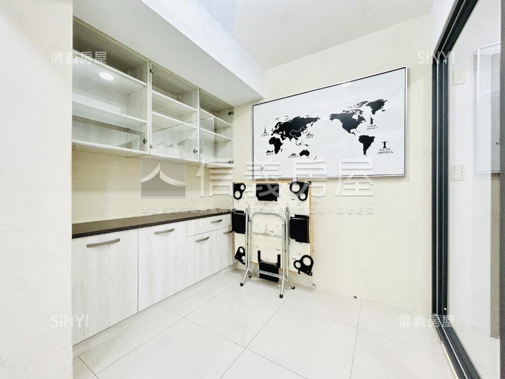 晴光商圈◆近捷運邊間三房房屋室內格局與周邊環境