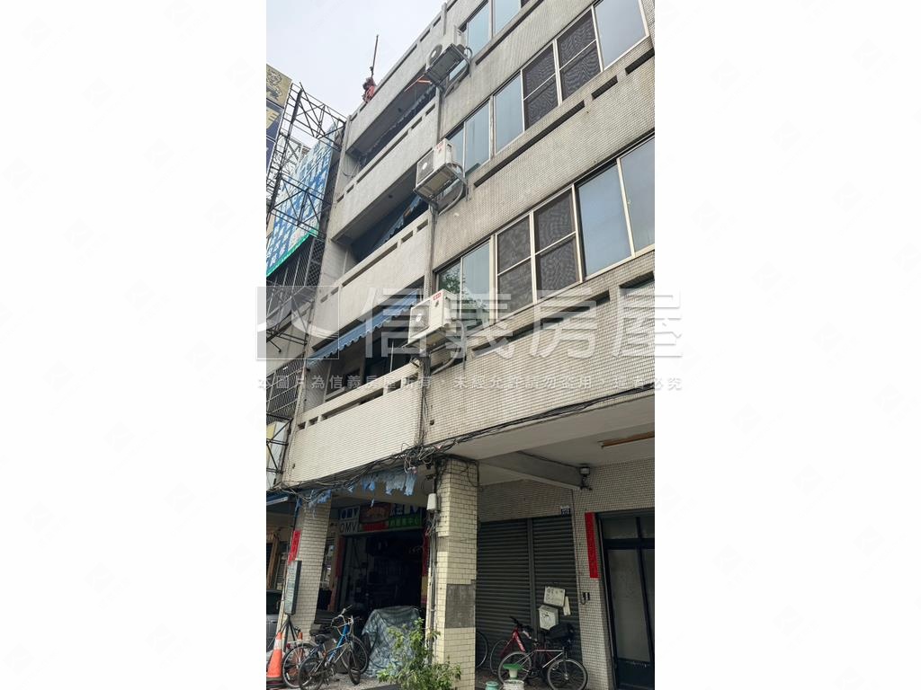 正國光路透店房屋室內格局與周邊環境
