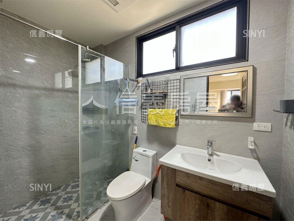 近北區約五年雙車透天房屋室內格局與周邊環境