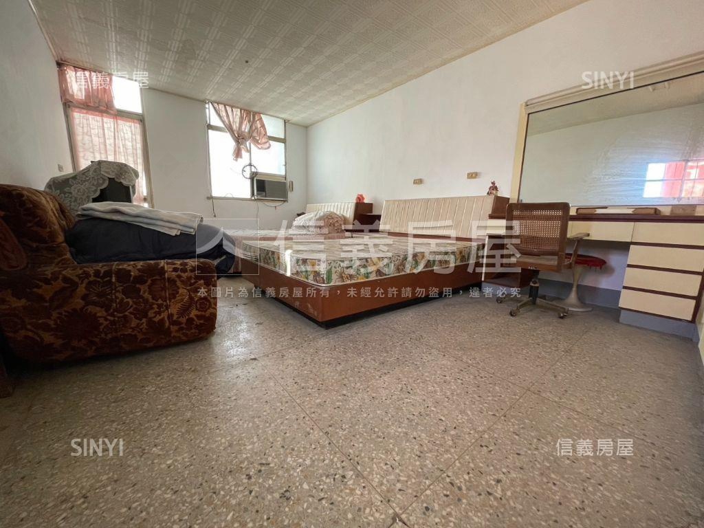 公園路小資透天房屋室內格局與周邊環境