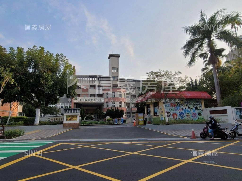 公園路小資透天房屋室內格局與周邊環境